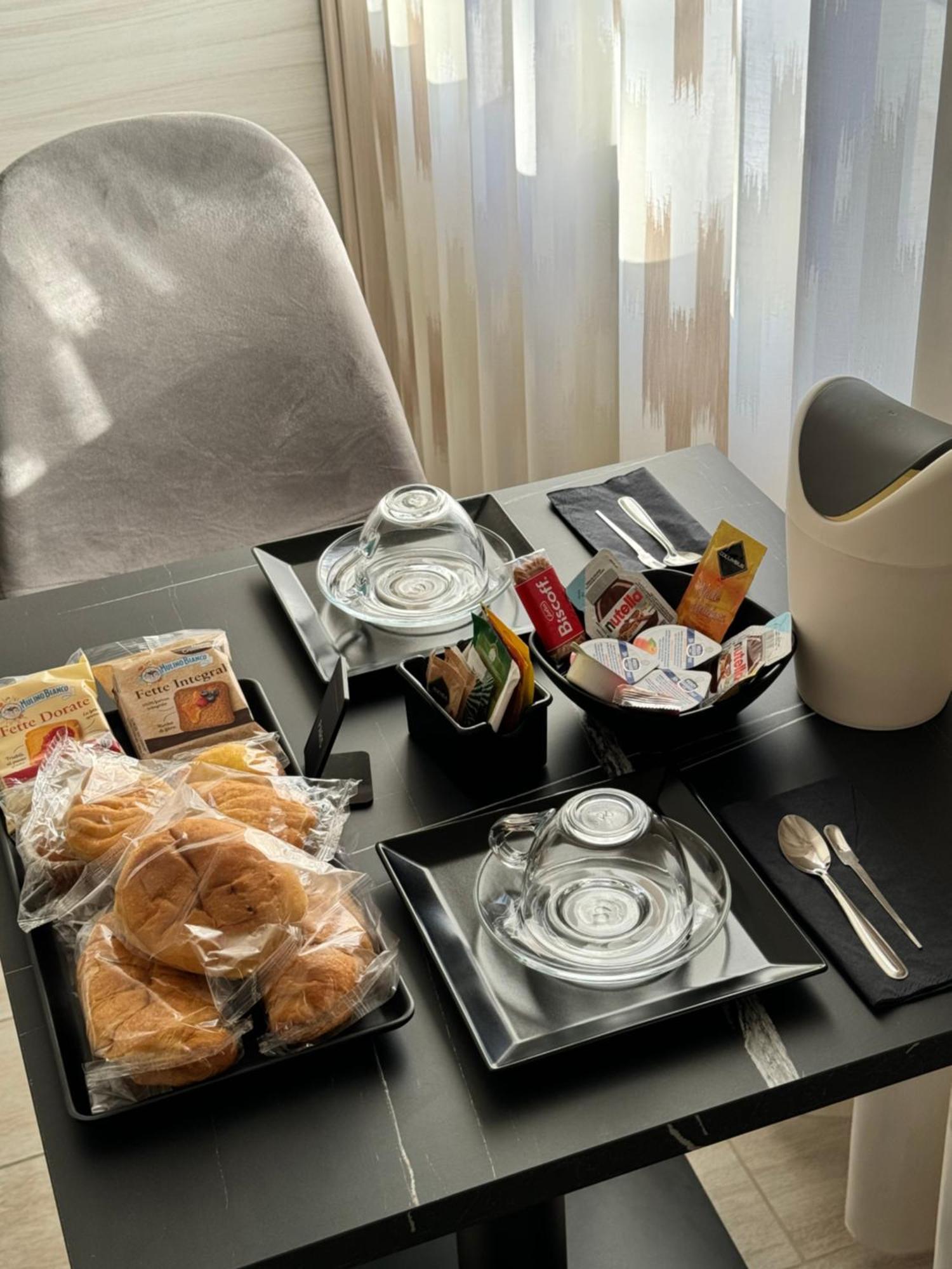 Ro&Ro Napoli Luxury Rooms Buitenkant foto